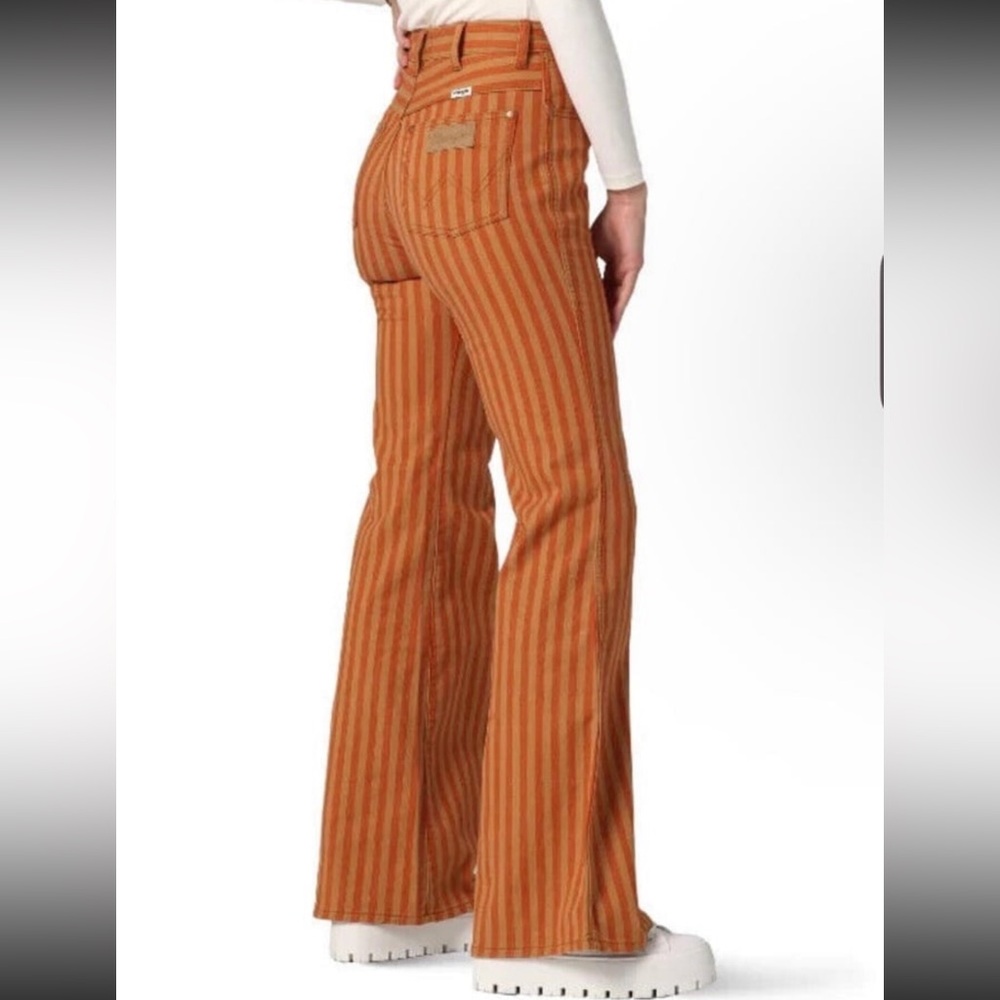 Wrangler Wanderer 622 High Rise Flare 29x34 Orange Stripe Festival Jeans